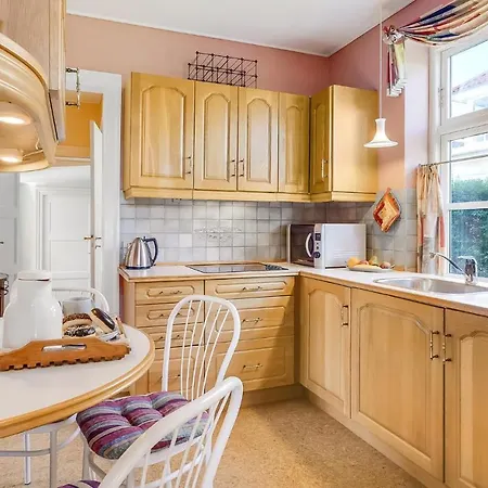 Gorgeous In With Kitchen